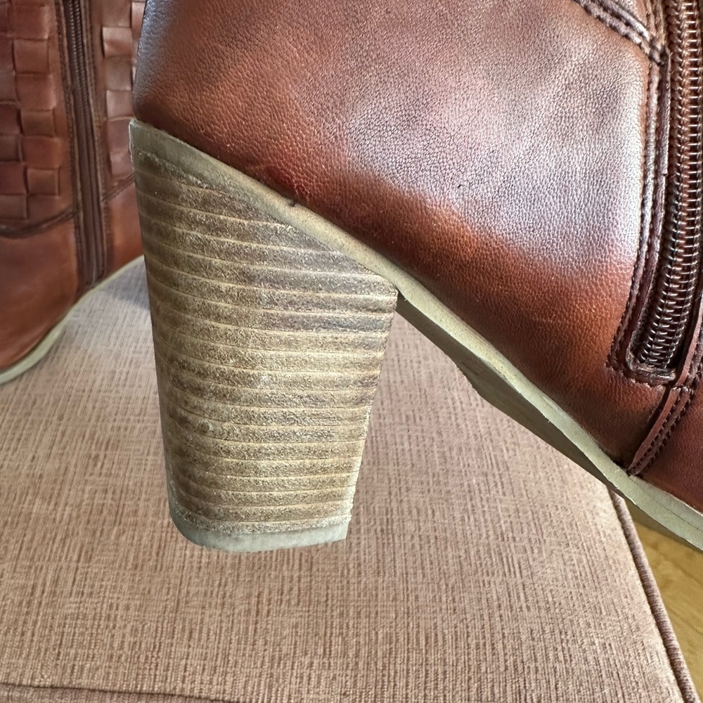 Matisse Brown Heeled Boots with Basketweave Design - Picture 8 of 8